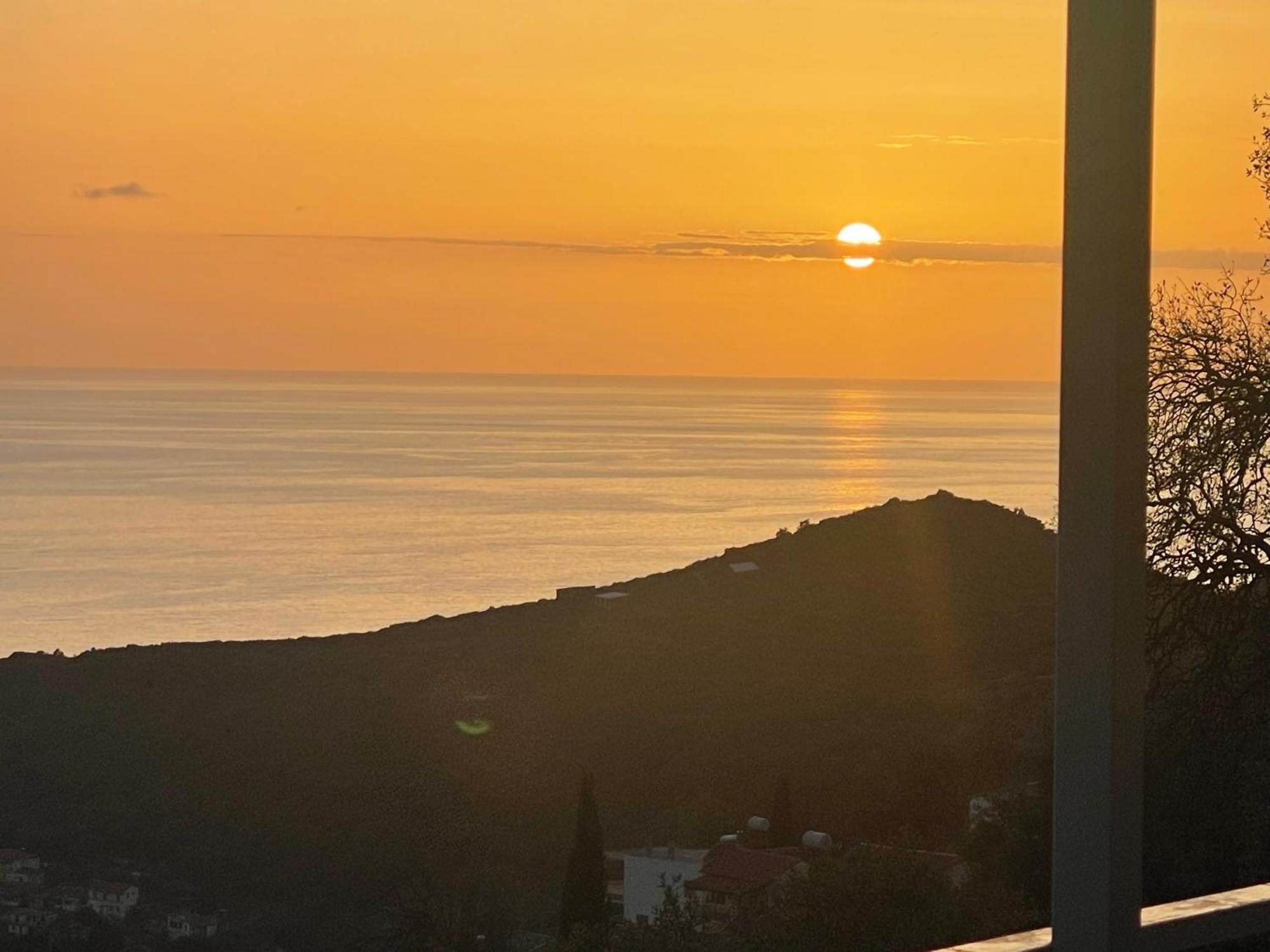 Villa Ksanthi Himare Exteriör bild