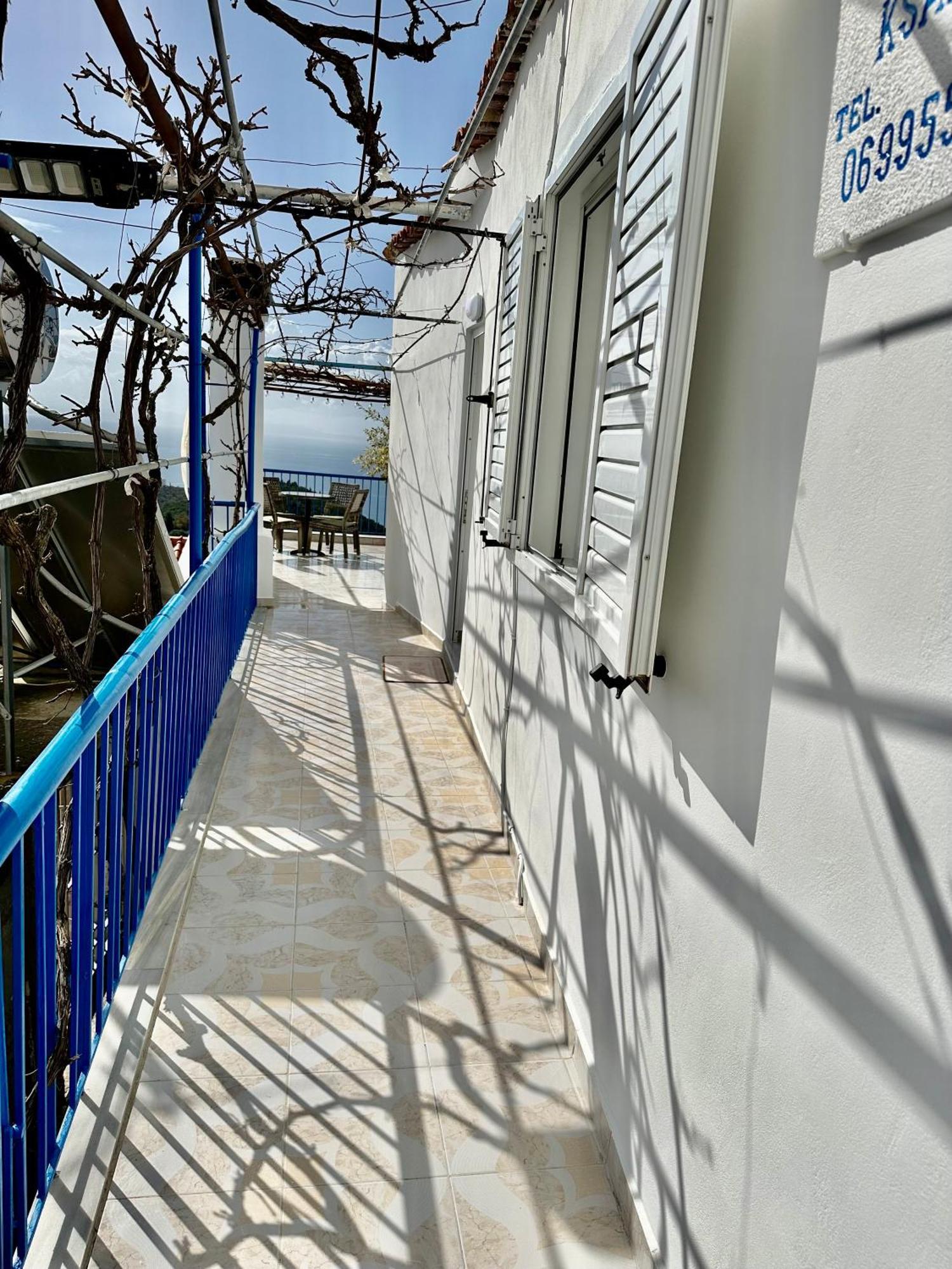 Villa Ksanthi Himare Exteriör bild
